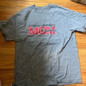 Gray size L T shirt Catholic University Mom.